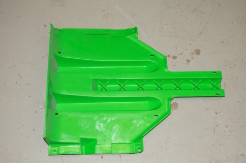 3606-502 Belly FC 500/600/700 05-06, SC 500/600/700 05-06 Grn